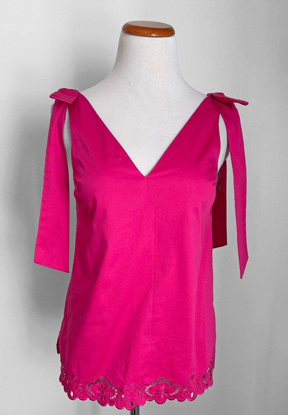 NWT! Ted Baker Daynaa Bow Fuchsia Pink Sleeveless Top, V-Neck, Size 2 (US=0)